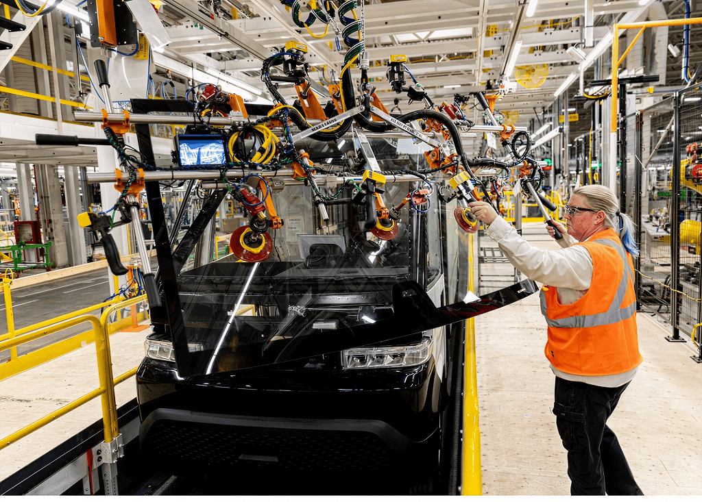 AI in Manufacturing Woman